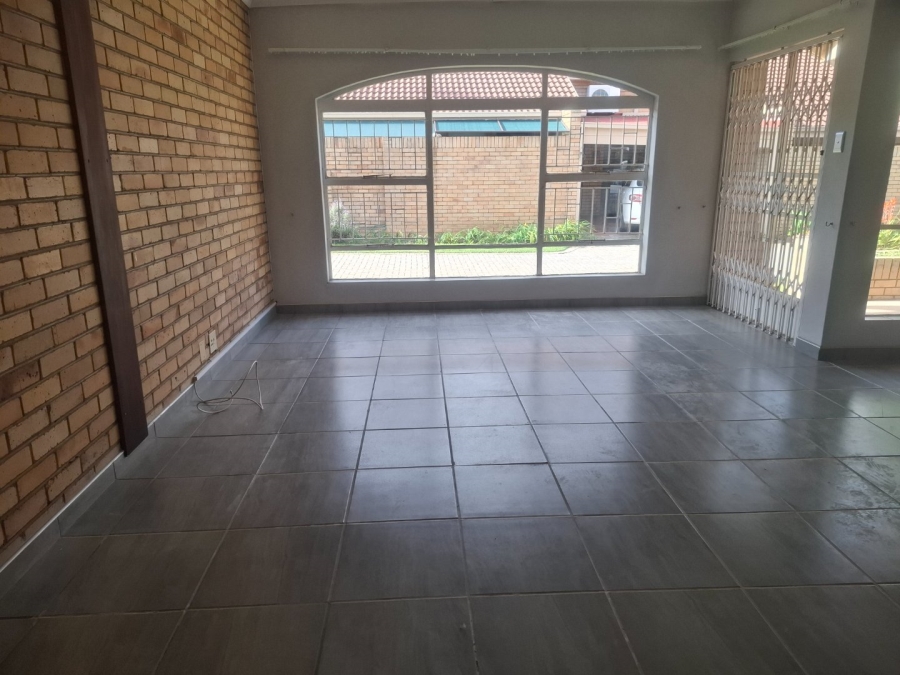 To Let 3 Bedroom Property for Rent in Elandia Free State